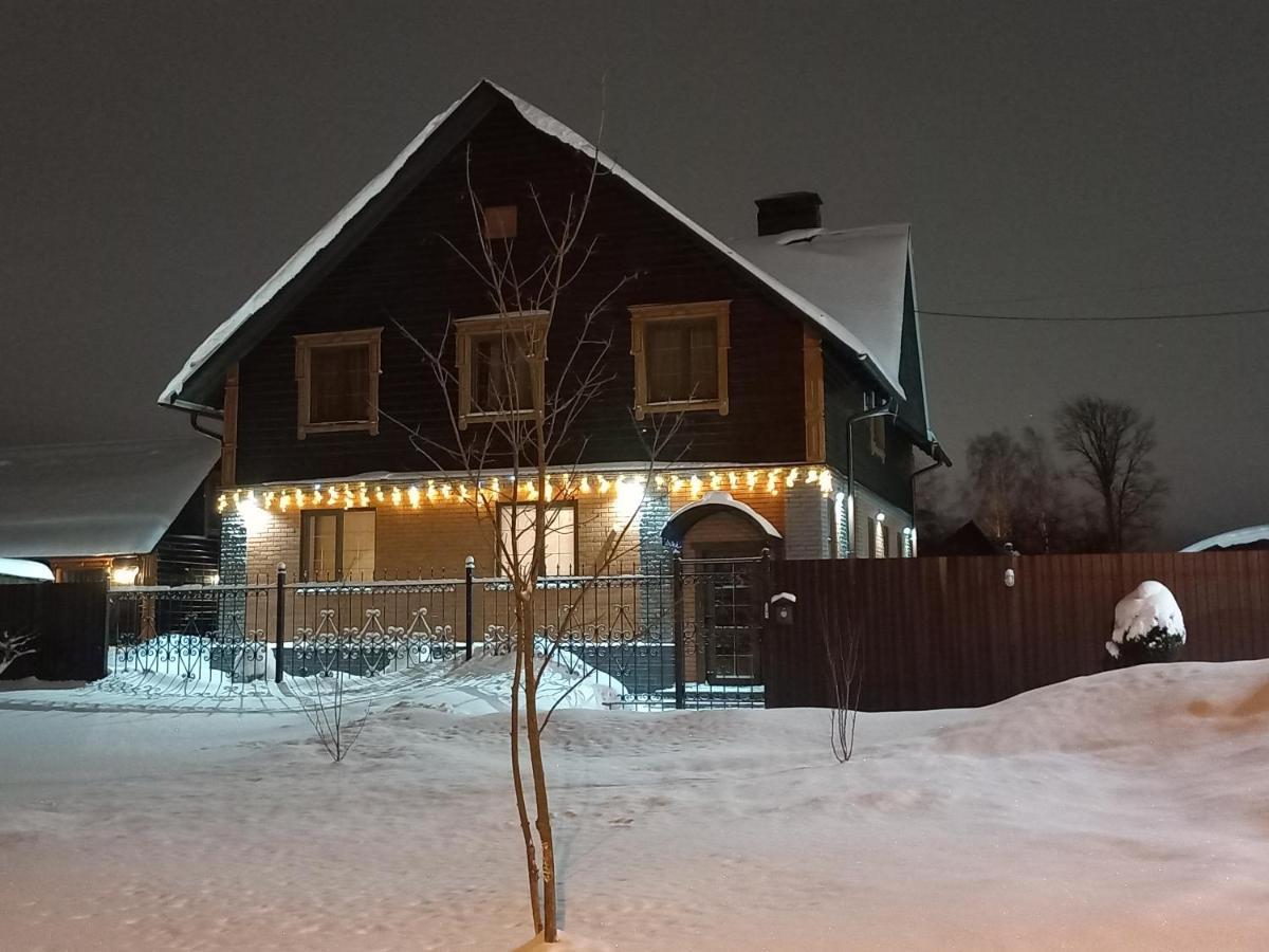 Lyubimy Suzdal Guesthouse Exteriör bild